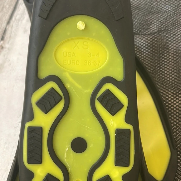 New!! Unisex swim fins size black/yellow, Size XS - Picture 7 of 7